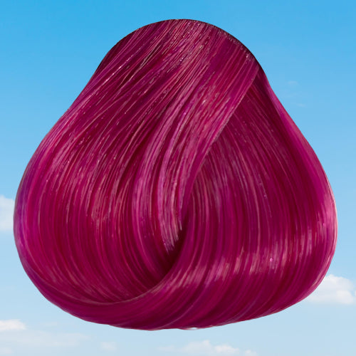La Riche Directions simulation of Cerise hair colour on a level 10 swatch