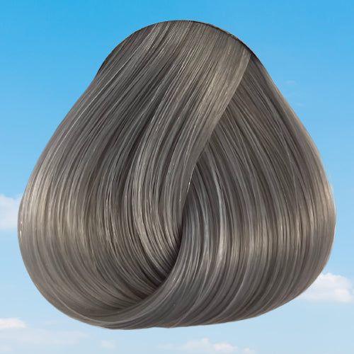 La Riche Directions simulation of Silver hair colour on a level 10 swatch