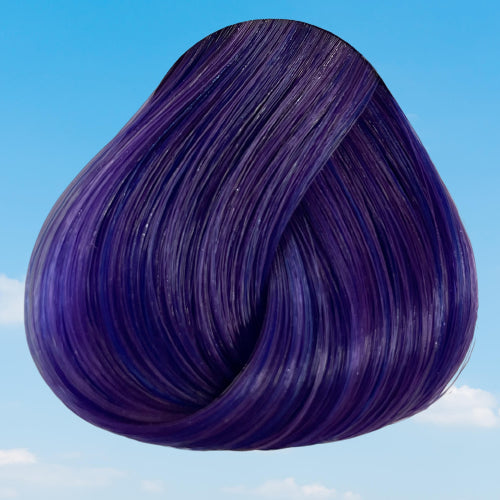 La Riche Directions simulation of Ultra Violet hair colour on a level 10 swatch