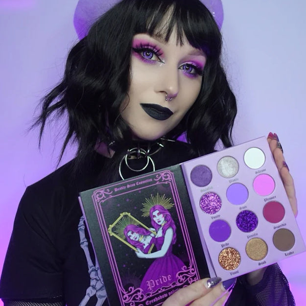 Goth eyeshadow online palette